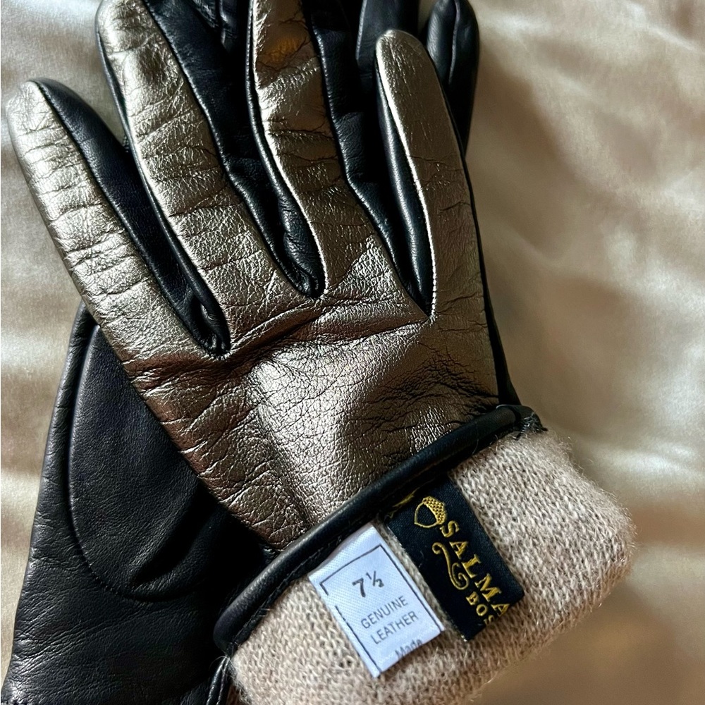 NEW! Beautiful metallic two tone leather gloves. Lined. Size 7.5. Bronze gold. - Picture 7 of 8